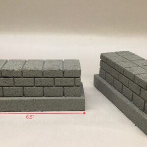 Short bridge piers (gray). MrTrain.com.